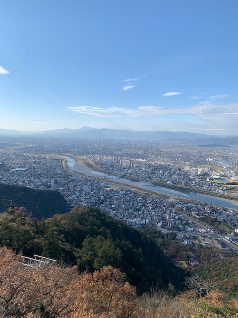 【金華山（岐阜）天下統一を目指した絶景を楽しみました】家族で馬の背コースで競う・岐阜市東興町のセンス